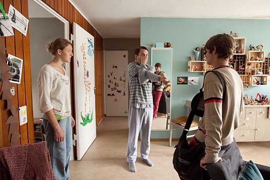 Lola Dockhorn, Christian Ulmen, Lucas Reiber (v.l.n.r.) Einer wie Bruno
