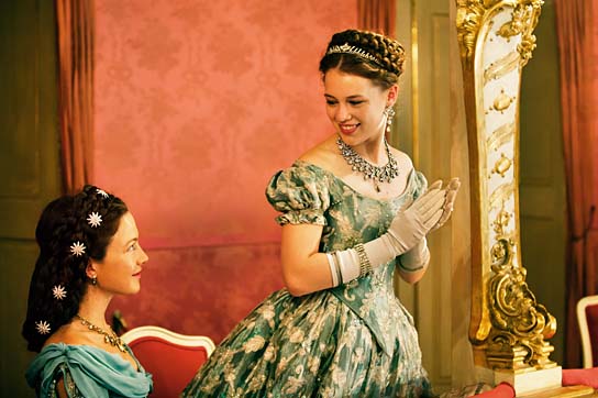 Hannah Herzsprung, Paula Beer (v.l.n.r.) Ludwig II.