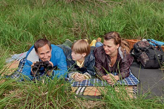 Benno Fürmann, Louis Hofmann, Jördis Triebel (v.l.n.r.) in "Der fast perfekte Mann" (2011-13) Der fast perfekte Mann, © UFA Cinema, Frank Dicks
