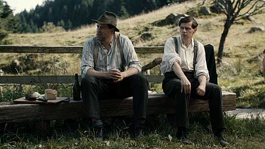 Hans-Jochen Wagner, Christian Friedel (v.l.n.r.) in "Ende der Schonzeit" (2011/12) Ende der Schonzeit