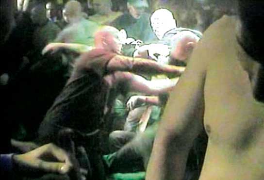 Blut muss fließen - Undercover unter Nazis