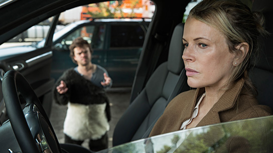 Jordan Prentice, Kim Basinger in "Um jeden Preis" (2013/14) Um jeden Preis, Farbfilm Verleih, DIF, © Christian Geisnæs