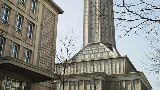 Perret in Frankreich und Algerien