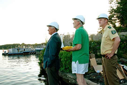 Henry Hübchen, Michael Gwisdek, Detlev Buck (v.l.n.r.) in "Hai-Alarm am Müggelsee" (2012/13) Hai-Alarm am Müggelsee