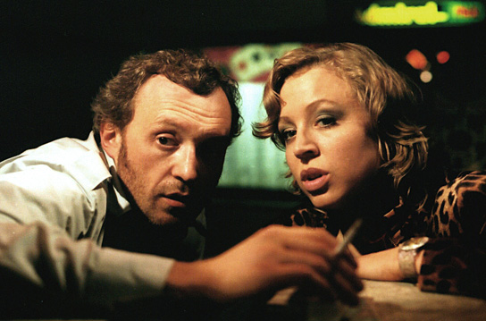 Josef Hader, Nina Proll in "Komm, süsser Tod" (2000) Komm, süsser Tod, Quelle: Ventura Film, DFF, © Petro Domenigg, DOR Film, Ventura Film