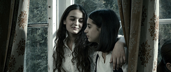 Mariam Bokeria, Lika Babluani (v.l.n.r.) in "Die langen hellen Tage" (2012/13) Die langen hellen Tage, Quelle: BeMovie, DIF, © Indiz Film