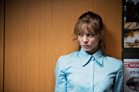 Lilith Stangenberg in "Die Lügen der Sieger" (2013/14) Die Lügen der Sieger, © Martin Valentin Menke