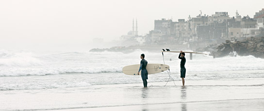 "Gaza Surf Club" (2014-16) "Gaza Surf Club", Quelle: Farbfilm Verleih, DIF, © Little Bridge Pictures