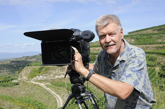 Hans-Jürgen Zimmermann bei den Dreharbeiten zu "Deutschlands wilde Vögel - Teil 2 - Die Reise geht weiter" (2014) Deutschlands wilde Vögel - Teil 2, © www.deutschlands-wilde-voegel.de