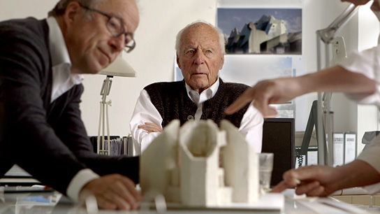 Paul Böhm, Gottfried Böhm (v.l.n.r.) in "Die Böhms - Architektur einer Familie" (2013/14) Die Böhms - Architektur einer Familie, © Lichtblick Film, Foto: Raphael Beinder