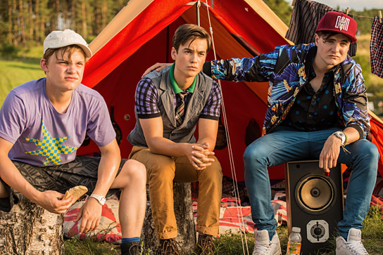 Benjamin Lutzke, Louis Held, Phil Laude (v.l.n.r.) in "Bibi und Tina 3 - Mädchen gegen Jungs" (2015/16) "Bibi und Tina 3 - Mädchen gegen Jungs", © DCM