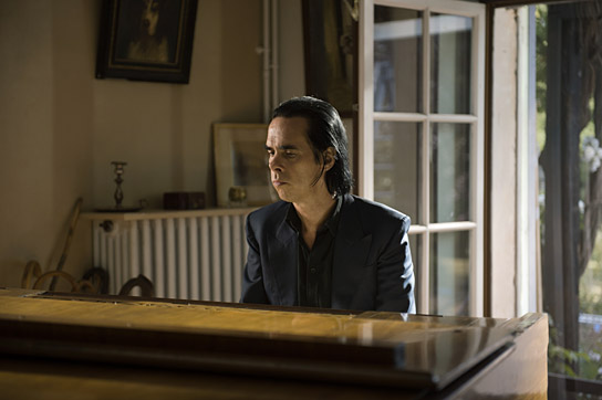 Nick Cave in "Die schönen Tage von Aranjuez" (2015/16) Quelle: NFP Marketing & Distribution, DIF, © Leocadie Handke