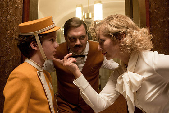 Arved Friese, Charly Hübner, Nadja Uhl (v.l.n.r.) in "Timm Thaler oder das verkaufte Lachen" (2015-17) "Timm Thaler oder das verkaufte Lachen", © Constantin Film Verleih, Gordon Mühle