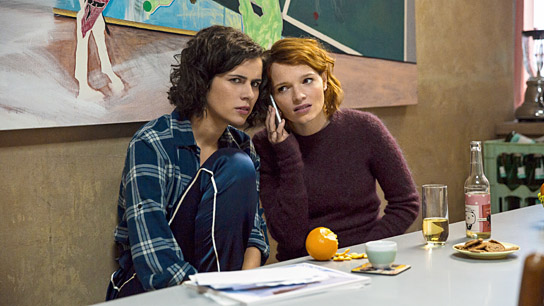 Nora Tschirner, Karoline Herfurth (v.l.n.r.) in "SMS für dich" (2015/16) "SMS für dich", © 2016 Warner Bros. Ent.