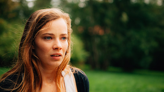 Saskia Rosendahl in "Nirgendwo" (2015/16) "Nirgendwo", © polyband Medien GmbH, Matthias Starte, Foto: Maximilian Seibert