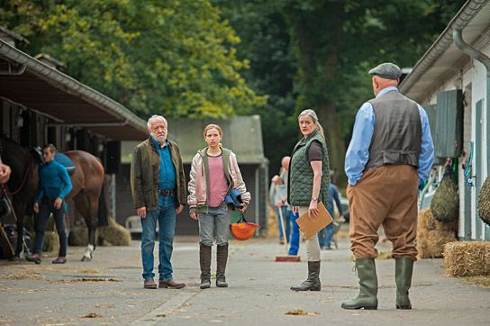 Dieter Hallervorden, Lena Klenke, Sybille J. Schedwill, Hans-Martin Stier (v.l.n.r.) in "Rock My Heart" (2016/17) "Rock My Heart", Quelle: Wild Bunch, DIF, © Wild Bunch, Bernd Spauke