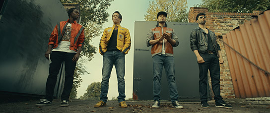 Eugene Boateng, Cha-Lee Yoon, Phong Giang, Can Aydin (v.l.n.r.) in "Plan B - Scheiß auf Plan A" (2014-17) "Plan B - Scheiß auf Plan A", © 2017 Twentieth Century Fox