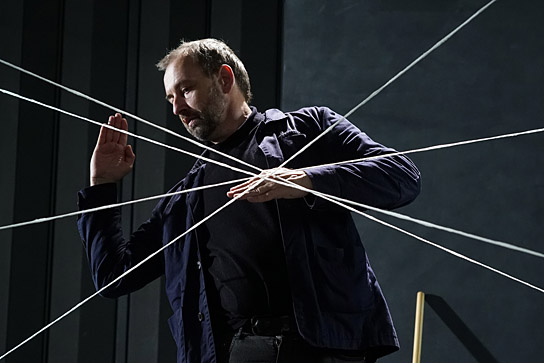 Torsten Blume in "Vom Bauen der Zukunft - 100 Jahre Bauhaus" (2018) "Vom Bauen der Zukunft - 100 Jahre Bauhaus", Quelle: Neue Visionen Filmverleih, DIF, © Neue Visionen Filmverleih