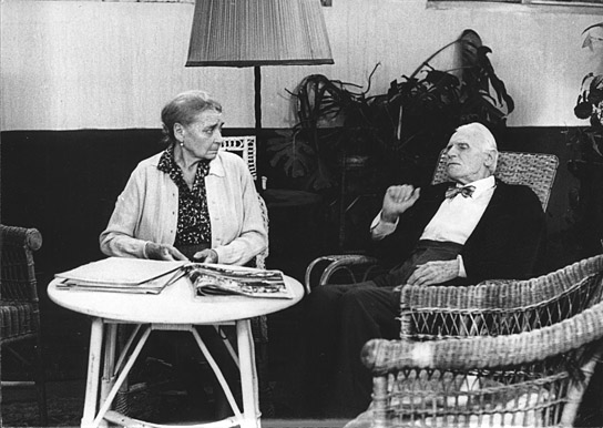 Lina Carstens, Fritz Rasp in "Lina Braake - Die Interessen der Bank können nicht die Interessen sein, die Lina Braake hat" (1975) "Lina Braake - Die Interessen der Bank können nicht die Interessen sein, die Lina Braake hat"