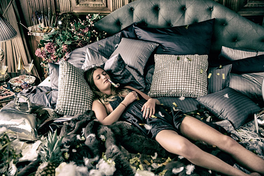 Lilli Schweiger in "Klassentreffen 1.0 - Die unglaubliche Reise der Silberrücken" (2018) "Klassentreffen 1.0 - Die unglaubliche Reise der Silberrücken", Quelle: Warner Bros. Pictures Germany, DIF, © 2018 Warner Bros. Ent.
