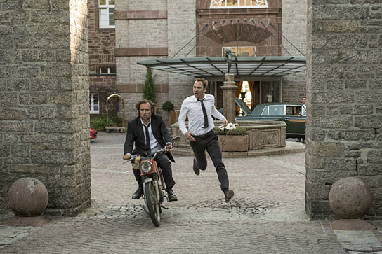 Bjarne Mädel, Lars Eidinger (v.l.n.r.) in "25 km/h" (2018) "25 km/h", Quelle: Sony Pictures Entertainment, DIF, © 2018 Gordon Timpen, Sony Pictures Entertainment Deutschland GmbH, Sunny Side Up GmbH