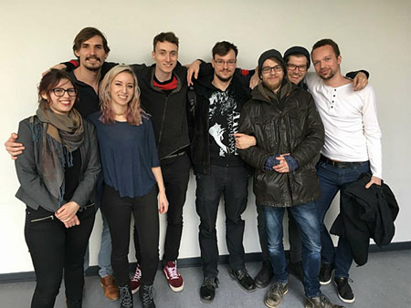 Das Team vom Film "Inhuman" (2018)