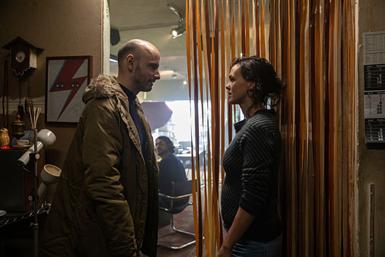 Leon Ullrich, Lucie Heinze in "Eichwald, MdB" [Staffel 2, Episode 4] (2019); Quelle: ZDF, DFF, © ZDF, Maor Waisburd