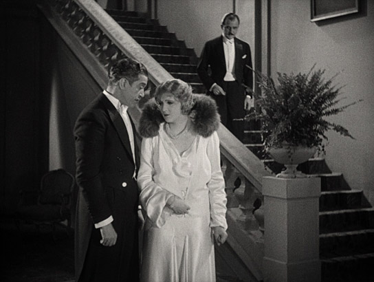 Screenshot mit Gretl Bernd aus "Die Jagd nach der Million" (1931)