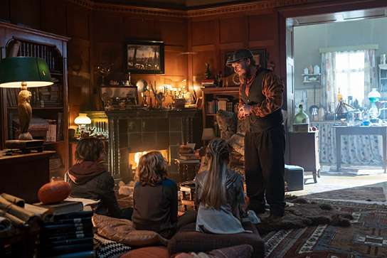 Aaron Kissiov, Arsseni Bultmann, Johanna Schraml, Axel Stein (v.l.n.r.) in "Die Wolf-Gäng" (2020) Aaron Kissiov, Arsseni Bultmann, Johanna Schraml, Axel Stein (v.l.n.r.) in "Die Wolf-Gäng" (2020); Quelle: Sony Pictures Entertainment Deutschland, DFF, © Carolin Ubl, Sony Pictures Entertainment Deutschland GmbH, Rat Pack Filmproduktion GmbH