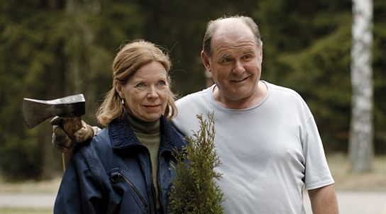 Marion Kracht, August Schmölzer in "Schlaf" (2020); Quelle: Edition Salzgeber, DFF, © Marius von Felbert, Junafilm