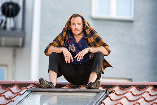 Frederick Lau in "Nightlife" (2020); Quelle: Warner Bros. Pictures Germany, DFF, © 2019 Warner Bros. Ent., Frédéric Batier 