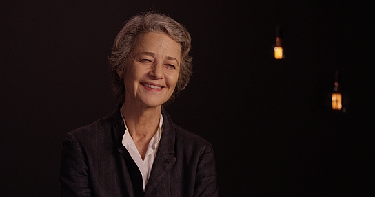 Charlotte Rampling in "Helmut Newton – The Bad and the Beautiful" (2019) Charlotte Rampling in "Helmut Newton – The Bad and the Beautiful" (2019); Quelle: Filmwelt Verleih, DFF, © Foto: Pierre Nativel, LUPA FILM