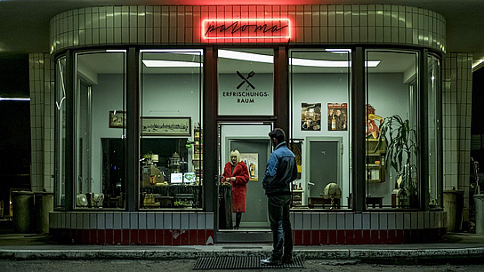 Jannis Niewöhner in "Cortex" (2020) Jannis Niewöhner in "Cortex" (2020); Quelle: Warner Bros. Pictures Germany, DFF, © 2020 Warner Bros. Ent., Paloma Entertainment, Gordon Timpen