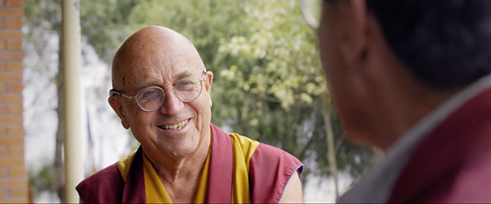 Matthieu Ricard in "Wer wir waren" (2021); Quelle: X Verleih, DFF, © X Verleih AG