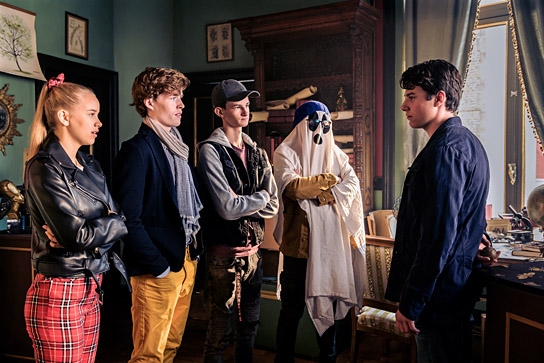 Lina Hüesker, Georg Sulzer, Eloi Christ, Maximilian Ehrenreich, Oskar Keymer (v.l.n.r.) in "Hilfe, ich hab meine Freunde geschrumpft" (2020); Quelle: DCM Film Distribution, DFF, © DCM, blue eyes, Foto: Martin Valentin Menke