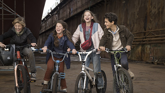 Leander Pütz, Linda Madita, Emilia Flint, Casper Fischer-Ortmann (v.l.n.r.) in "Die Pfefferkörner und der Schatz der Tiefsee" (2020); Quelle: Wild Bunch Germany, DFF, © Wild Bunch Germany 2020
