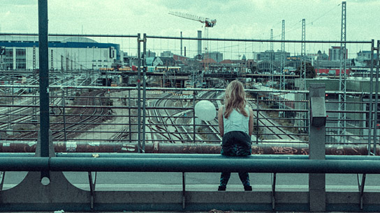 Henrike von Kuick in "Chasing Paper Birds" (2021); Quelle: déjà-vu film, DFF, © Andrea Andrea