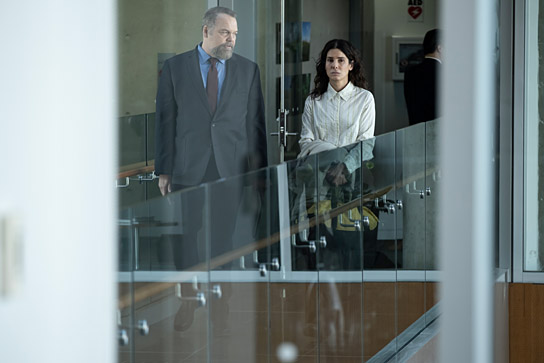 Vincent D'Onofrio, Sandra Bullock (v.l.n.r.) in "The Unforgivable" (2021) Vincent D'Onofrio, Sandra Bullock (v.l.n.r.) in "The Unforgivable" (2021); Quelle: Netflix, DFF, © Kimberley French, Netflix 2021