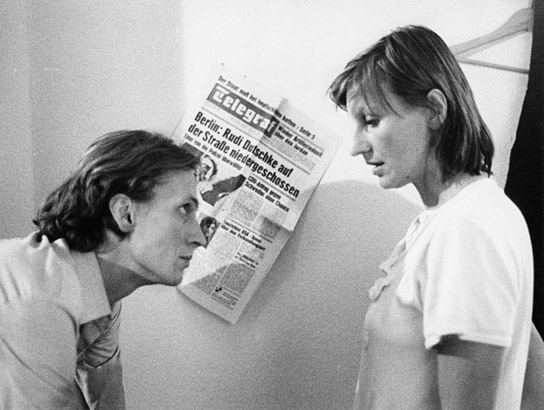 Lutz Weidlich, Angelika Rommel (v.l.n.r.) in "Der subjektive Faktor" (1981); Quelle: DFF