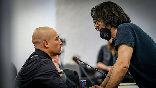 Emilio Sakraya, Fatih Akin (v.l.n.r.) bei den Dreharbeiten zu "Rheingold" (2022) Emilio Sakraya, Fatih Akin (v.l.n.r.) bei den Dreharbeiten zu "Rheingold" (2022)
