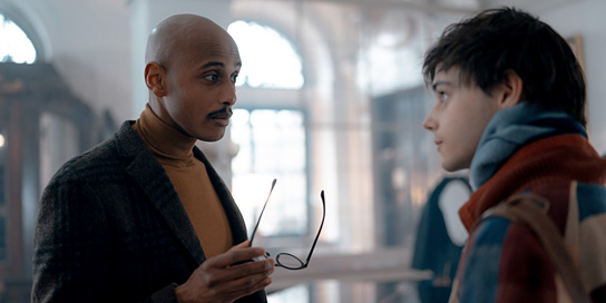 Tedros Teclebrhan, Jack Wolfe (v.l.n.r.) in "The Magic Flute – Das Vermächtnis der Zauberflöte" (2022)