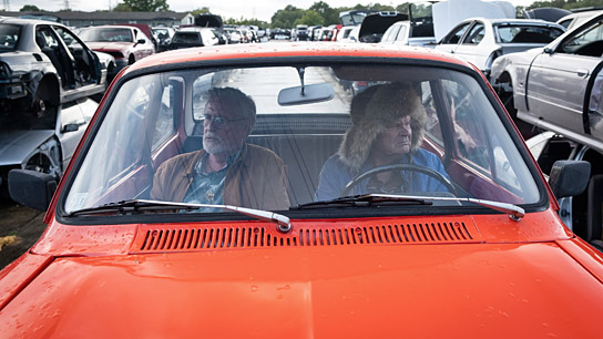 Kari Väänänen, Heikki Kinnunen (v.l.n.r.) in "Grump – Auf der Suche nach dem Escort" (2022)