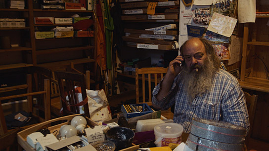 Lothar König in "König hört auf" (2022)