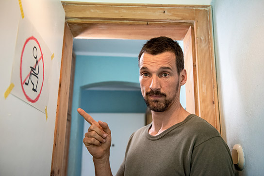 Florian David Fitz in "Oskars Kleid" (2022)