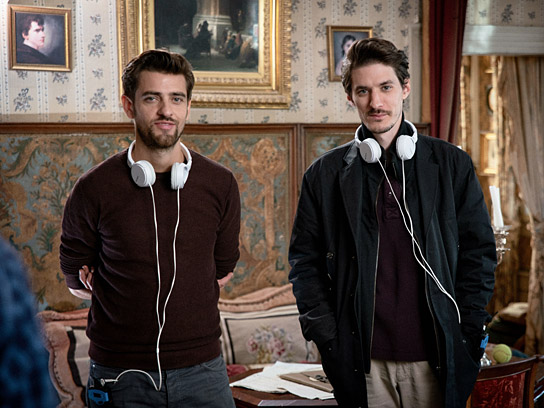 Simon Pilarski, Konstantin Korenchuk (v.l.n.r.) bei den Dreharbeiten zu "4 Tage bis zur Ewigkeit" (2022) Simon Pilarski, Konstantin Korenchuk (v.l.n.r.) bei den Dreharbeiten zu "4 Tage bis zur Ewigkeit" (2022)