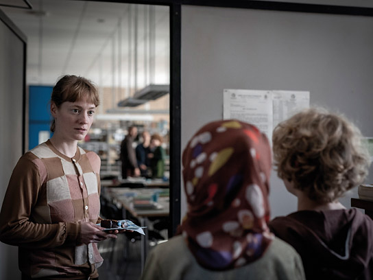 Leonie Benesch (links) in "Das Lehrerzimmer" (2023) Leonie Benesch (links) in "Das Lehrerzimmer" (2023)
