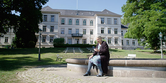 Helga Schubert in "Sonntagskind - Die Schriftstellerin Helga Schubert" (2023)