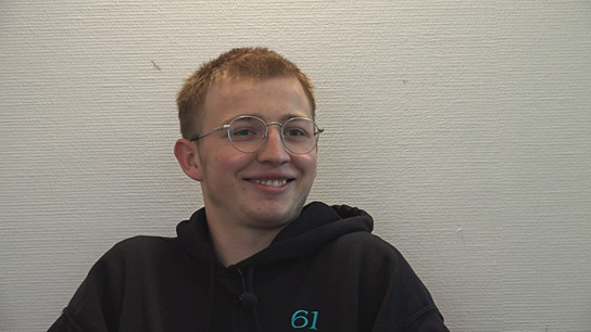 "7 oder Wie halte ich die Zeit an" (2023)