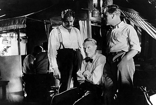 Max Sablotzki, Ernst Busch, Adolf Fischer (v.l.n.r.) in "Kuhle Wampe oder Wem gehört die Welt?" (1932) Max Sablotzki, Ernst Busch, Adolf Fischer (v.l.n.r.) in "Kuhle Wampe oder Wem gehört die Welt?" (1932)