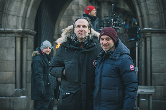 Cyrill Boss, Philipp Stennert (vorne v.l.n.r.) bei den Dreharbeiten zu "Hagen - Im Tal der Nibelungen" (2024)